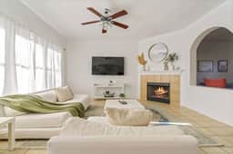 Entire 4-BR Home Near Tesla & Samsung Sites