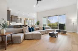 Luxury 4BR Escape | Private Cinema & Views