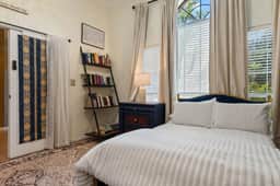 Modern 4BR Home by Dell Diamond | Sleep 8