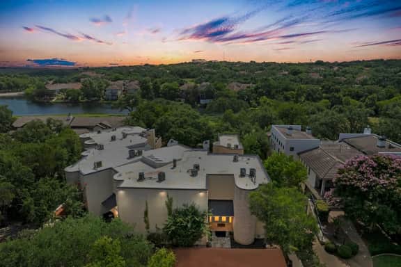 Austin Luxury Hills 4BR Gated Home w/ Pool