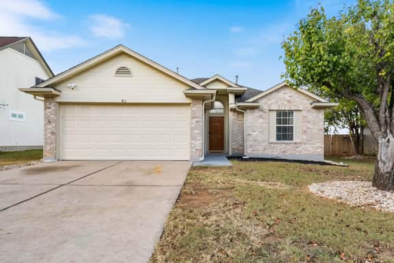 Texas Getaway w/ Fire Pit, Grill & Ping-Pong
