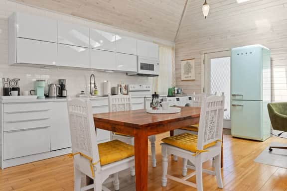 East Austin Studio | Near UT, Downtown & Mueller - Image 5